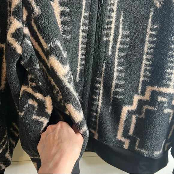 Susan Graver Weekend Printed Polar Fleece Bomber Jacket. Size Extra Large. - Picture 8 of 13